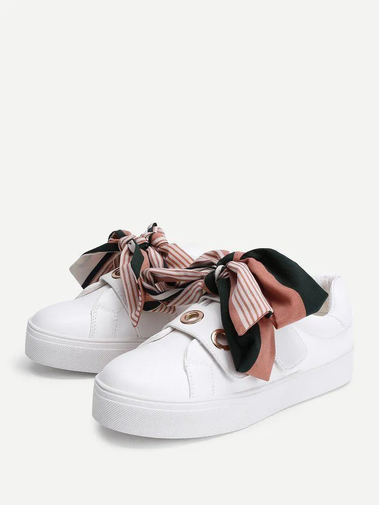 Bow Decorated Slip On Sneakers