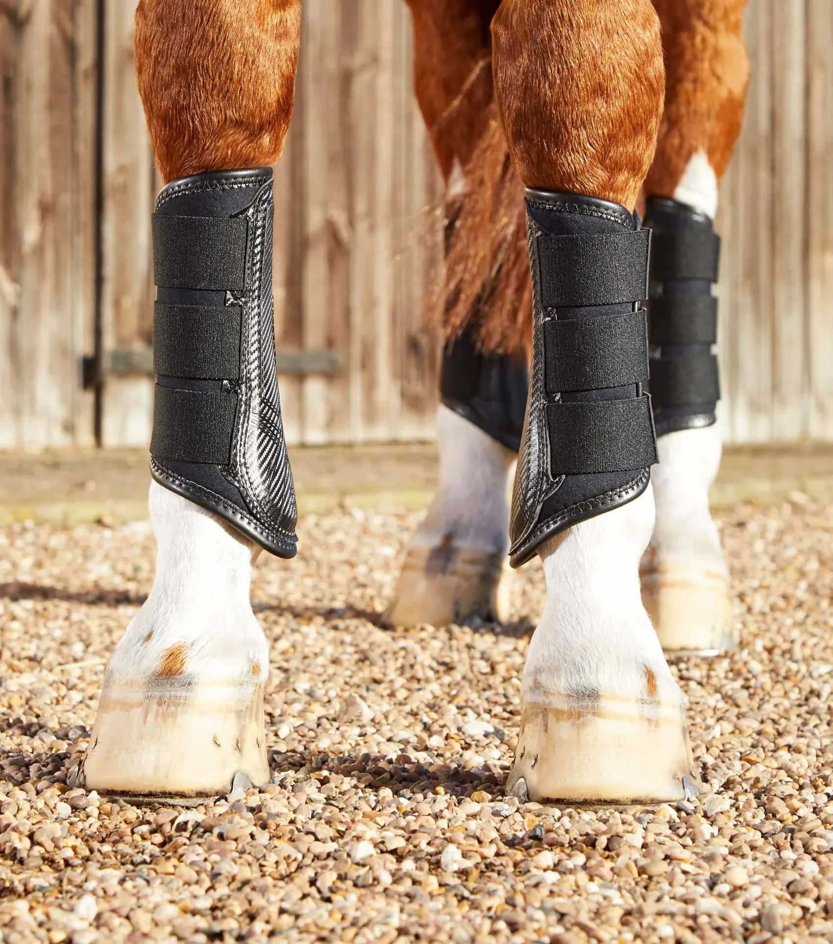 Carbon Air-Tech Single Locking Brushing Boots Black