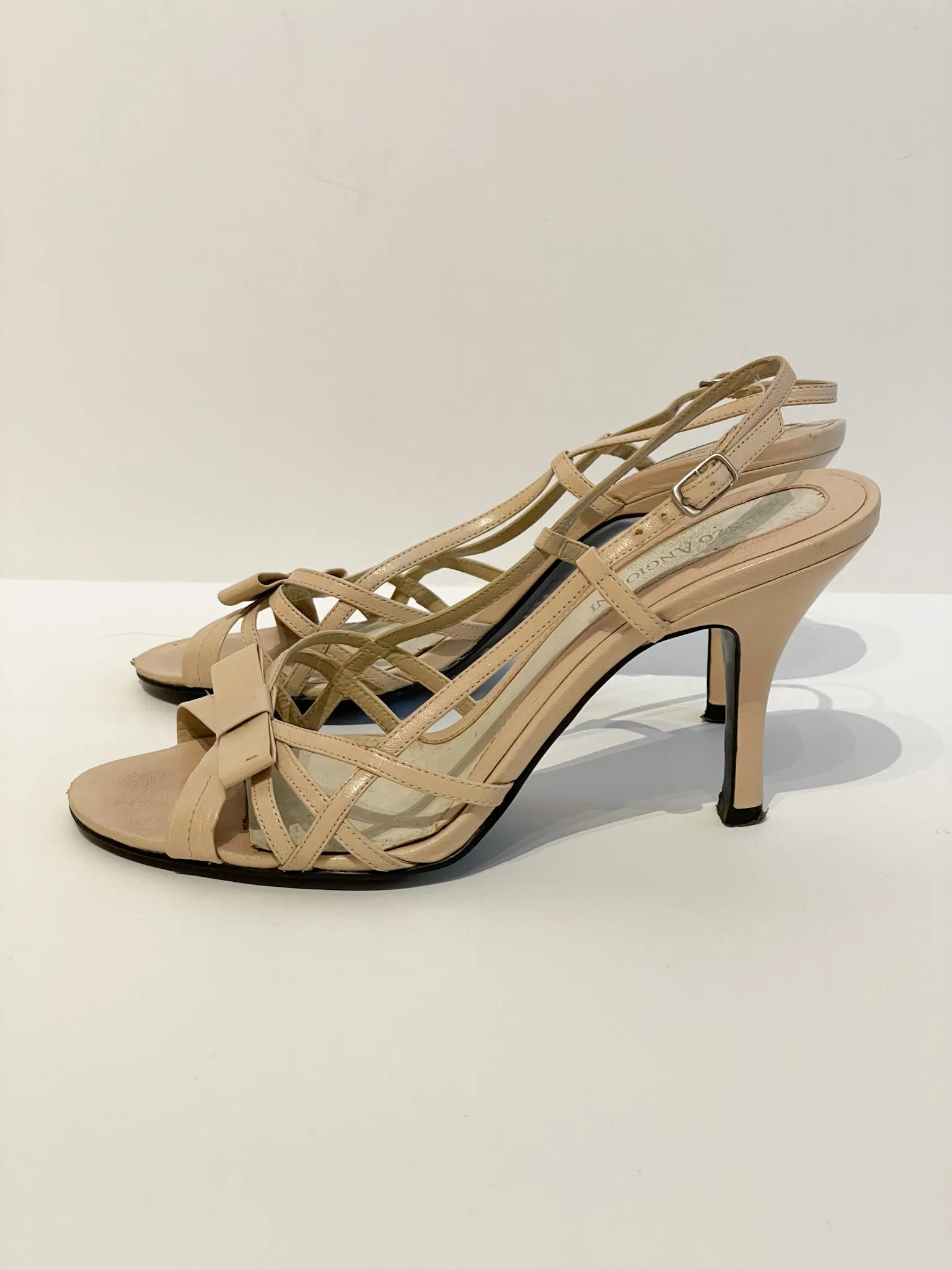 Enzo Angiolini Beige Leather Strappy Bow Heels - Size 7.5