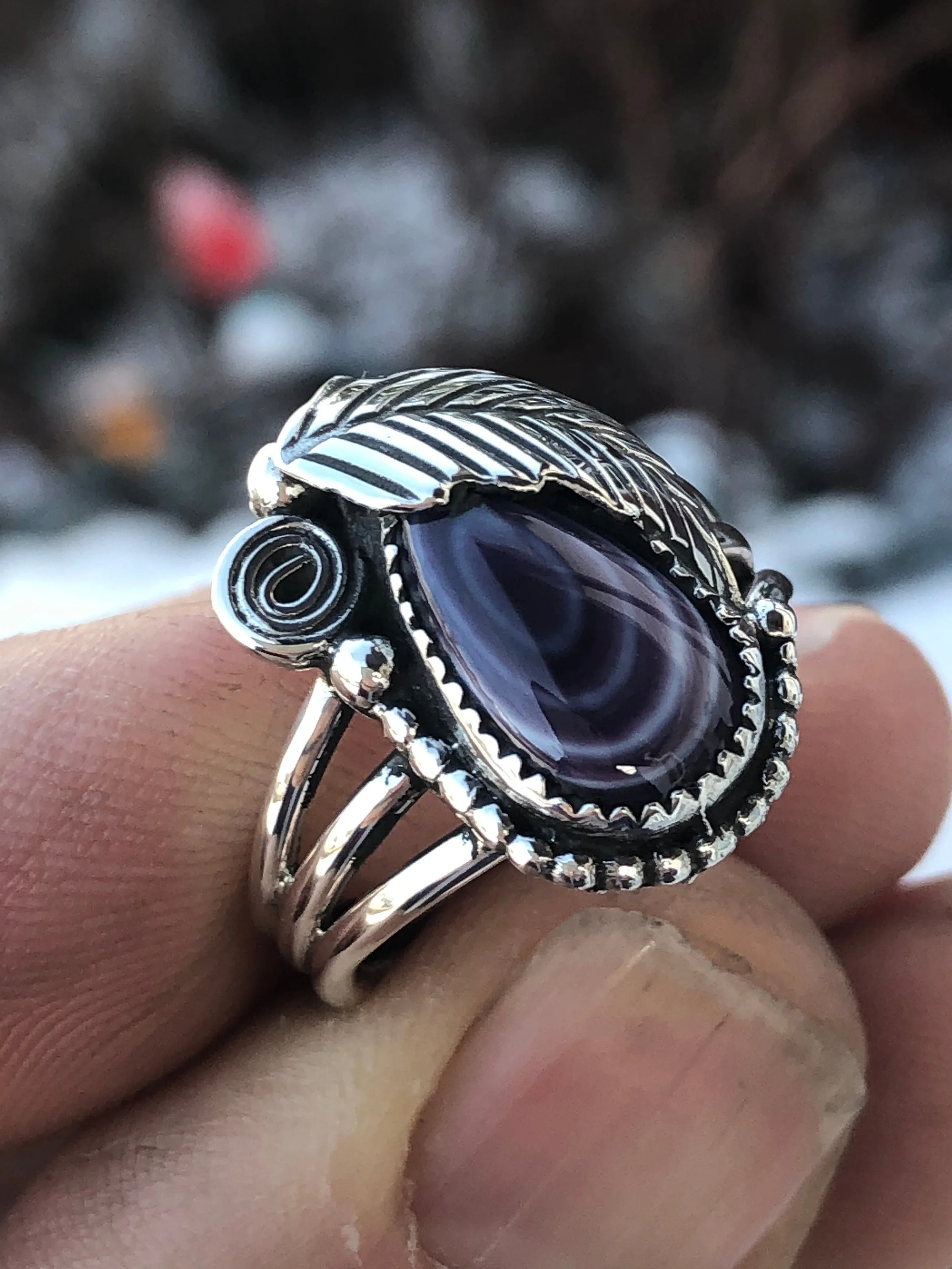 Intricate Wampum Tear Drop Leaf Sterling Silver Ring.