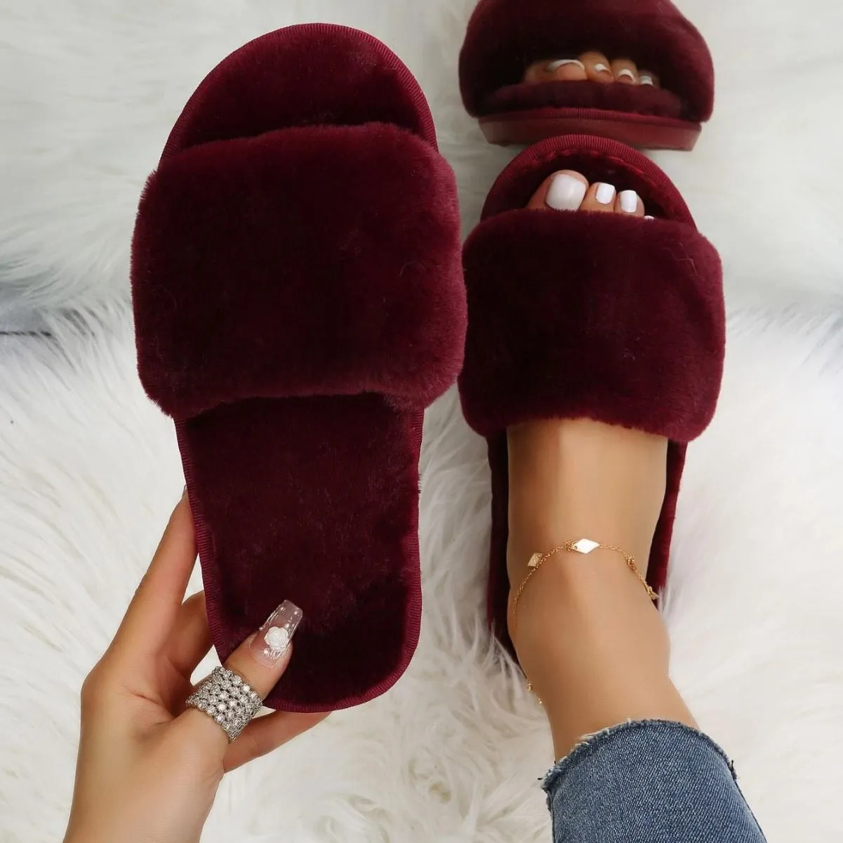 Plush Slippers for Women in Autumn and Winter New Indoor Lazy One Word Plush Slippers with Flat Bottom Cotton Slippers for Home Use