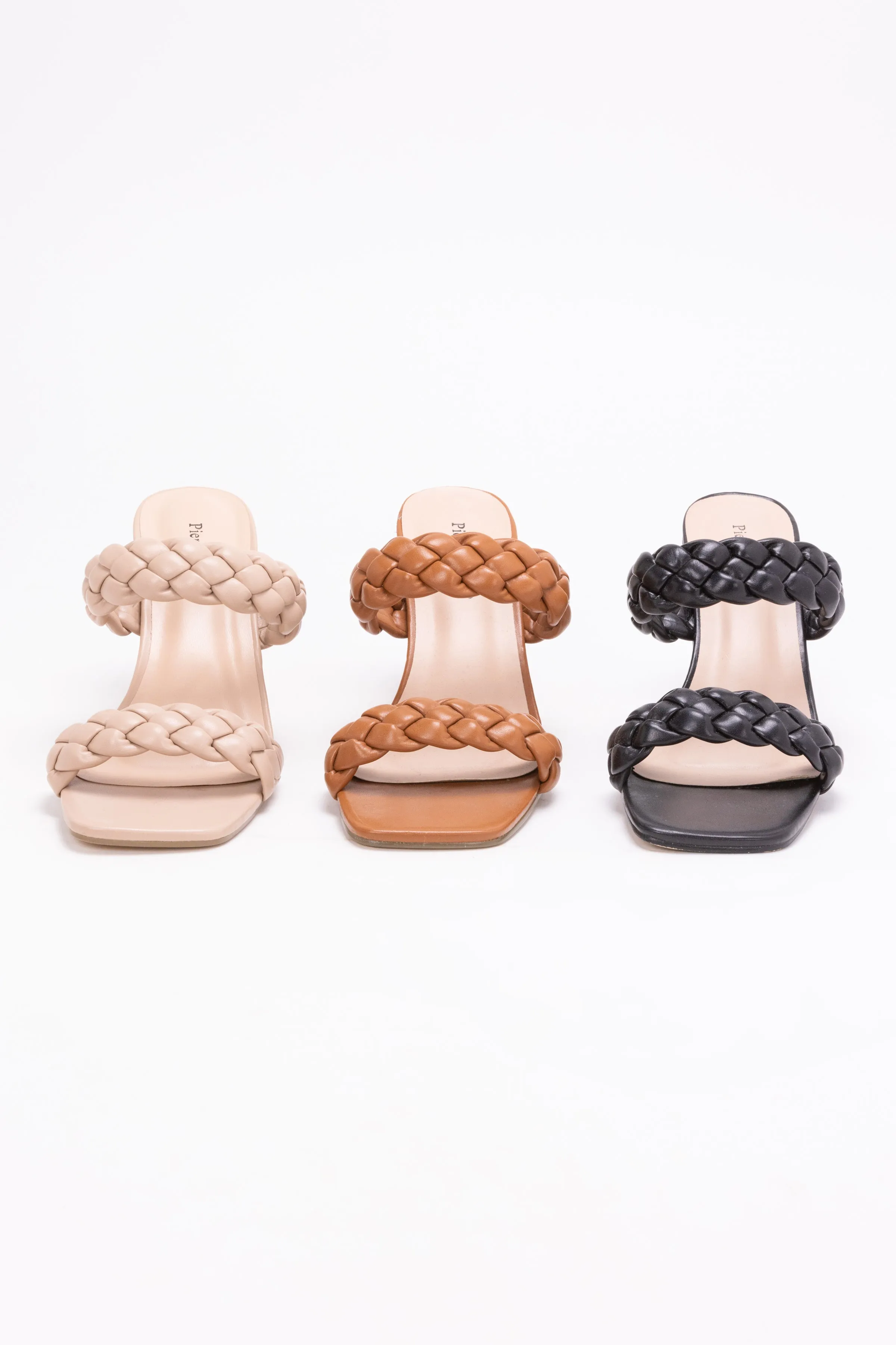 The Ariana Sandal